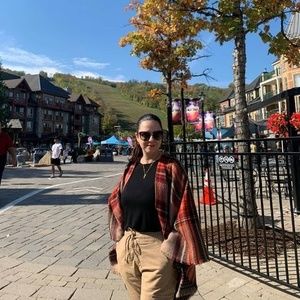 Meet your Posher, Fernanda